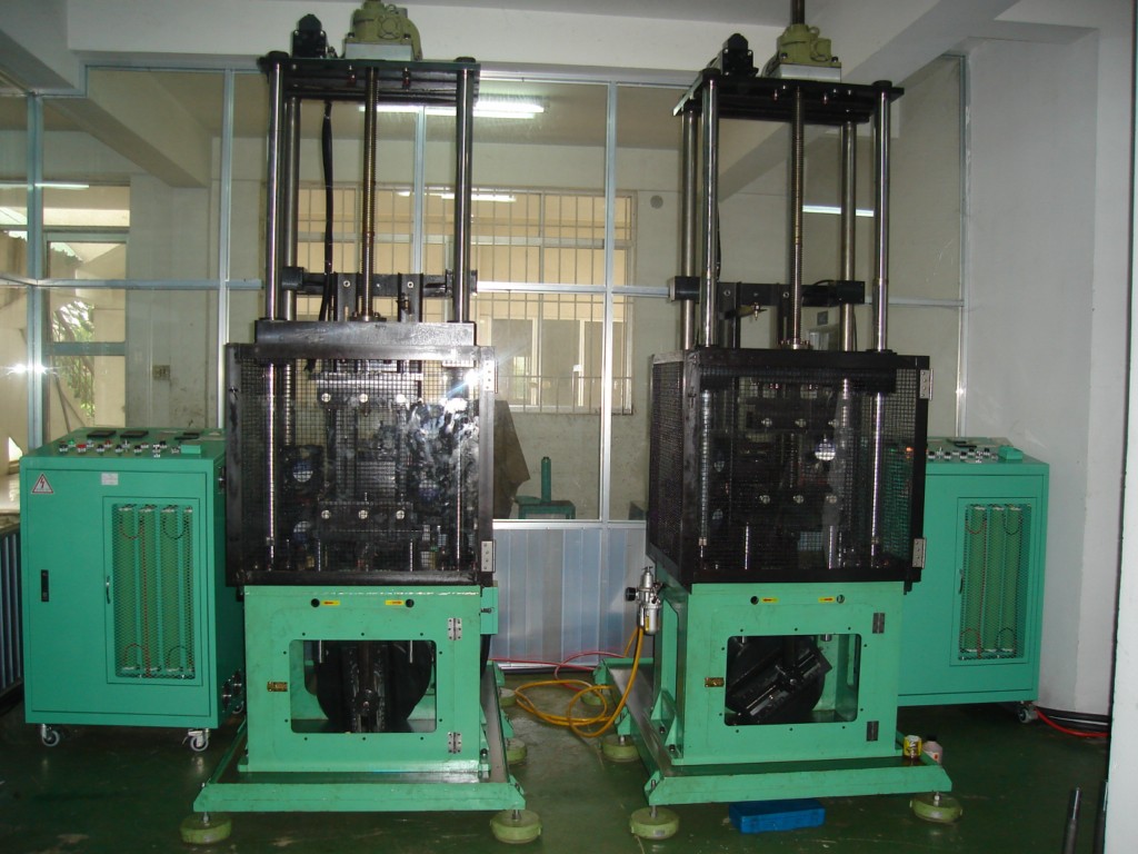  Surface Roughness Measuring Instrument / Proffile Projector